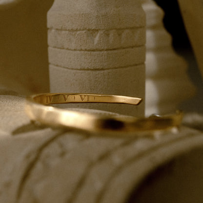 products:timekeeper-cuff-gold