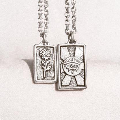 products:the-seeker-pendant