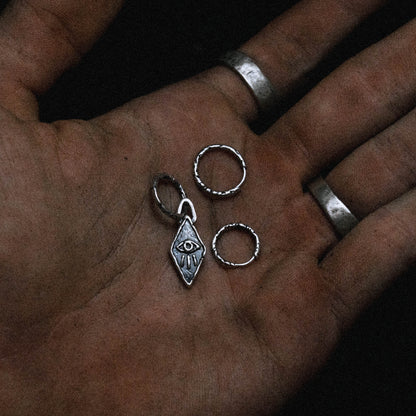 products:wise-eyes-earring-silver,boxer-ring
