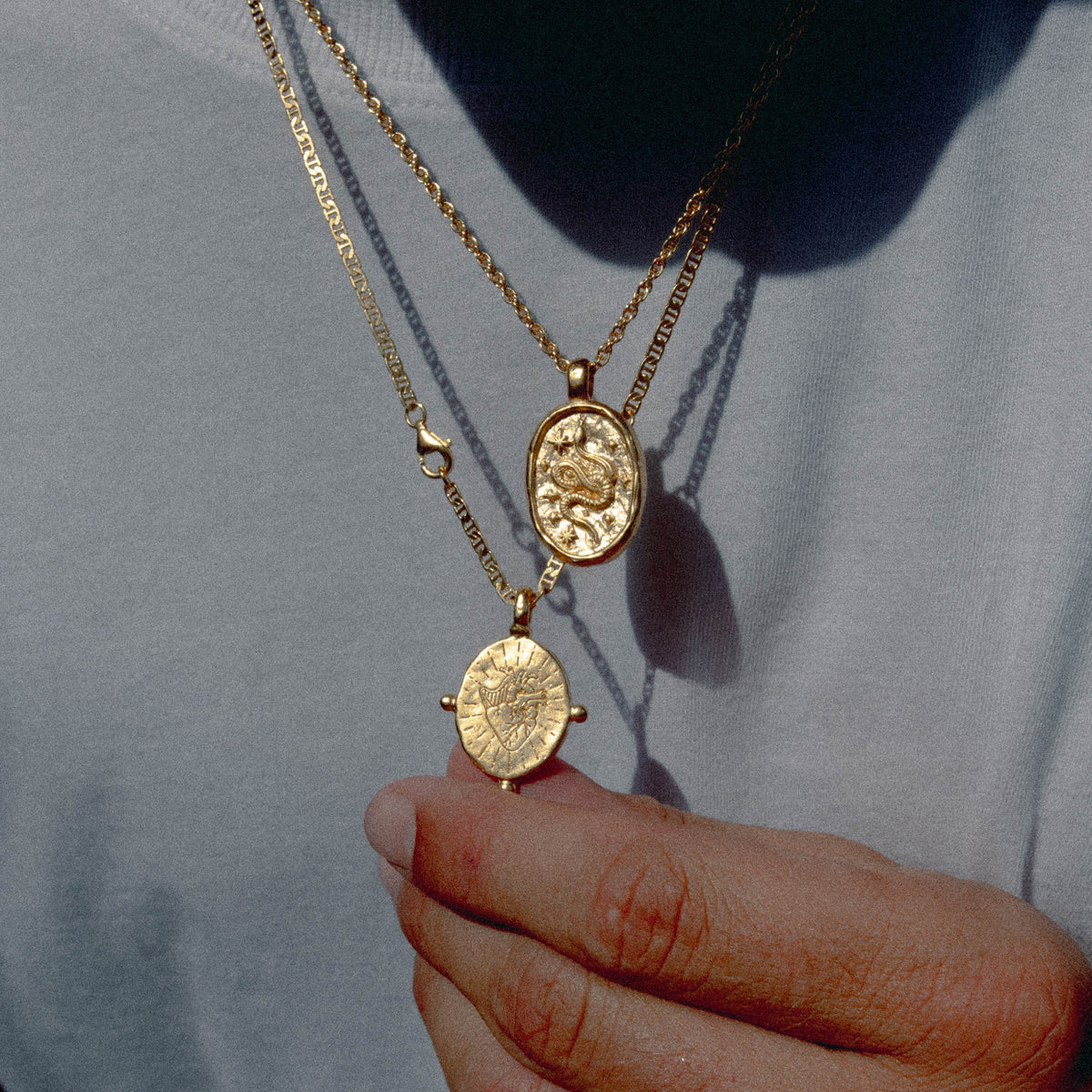 products:true-north-pendant-gold,dreamer-pendant-gold