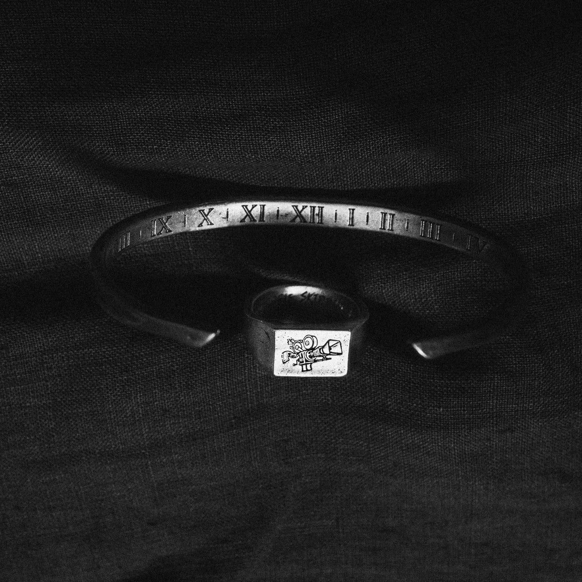 products:le-cinema-gold,timekeeper-cuff-gold